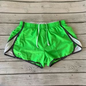 Under Armour Semi Fitted Shorts Neon Green Small